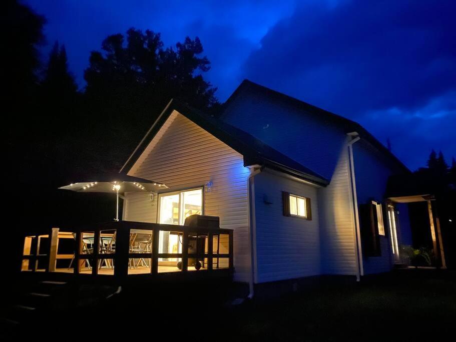 Le Jazz- Chalet Rustique/Chic Avec Spa Notre-Dame-Des-Bois Exterior foto